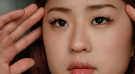 Lashmatic image 3