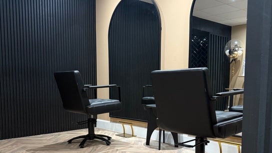 STUDIO B. BRUCE JOHNSTONE HAIRDRESSING