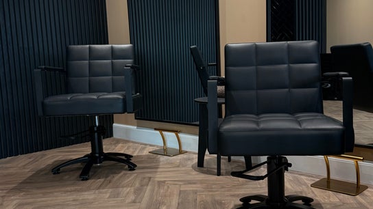 Studio B – Bruce Johnstone Hairdressing