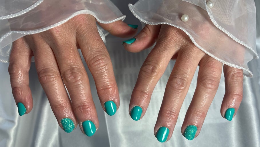 Luxe Nails by Sabrina image 1