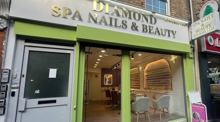 Diamond Spa Nails & Beauty image 3