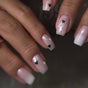 Elite Essence Nails