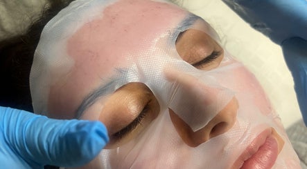 Facial treatment at The Daily Glow LLC, Tuscaloosa, Alabama, US with soothing face mask.
