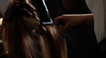 Riana's Hair Studio image 2