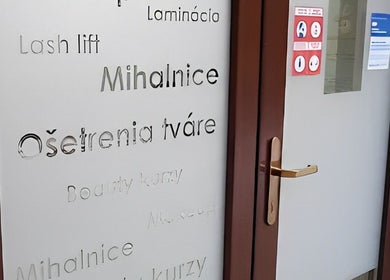 Entrance door of Bibi Beauty Studio, offering various beauty treatments in Košický Kraj, SK.