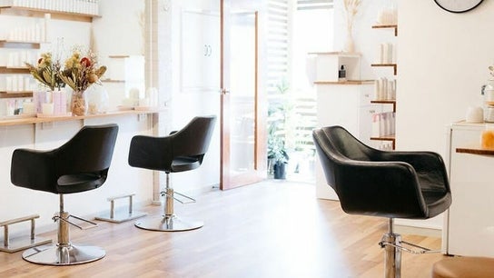 Alexander and Co Hair Studio