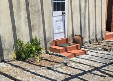 Entrada rústica de Amabili da Rosa Nails em Oliveira De Frades, Viseu, PT.