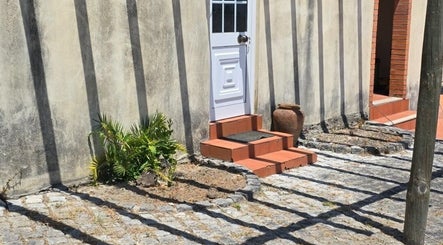 Entrada rústica de Amabili da Rosa Nails em Oliveira De Frades, Viseu, PT.