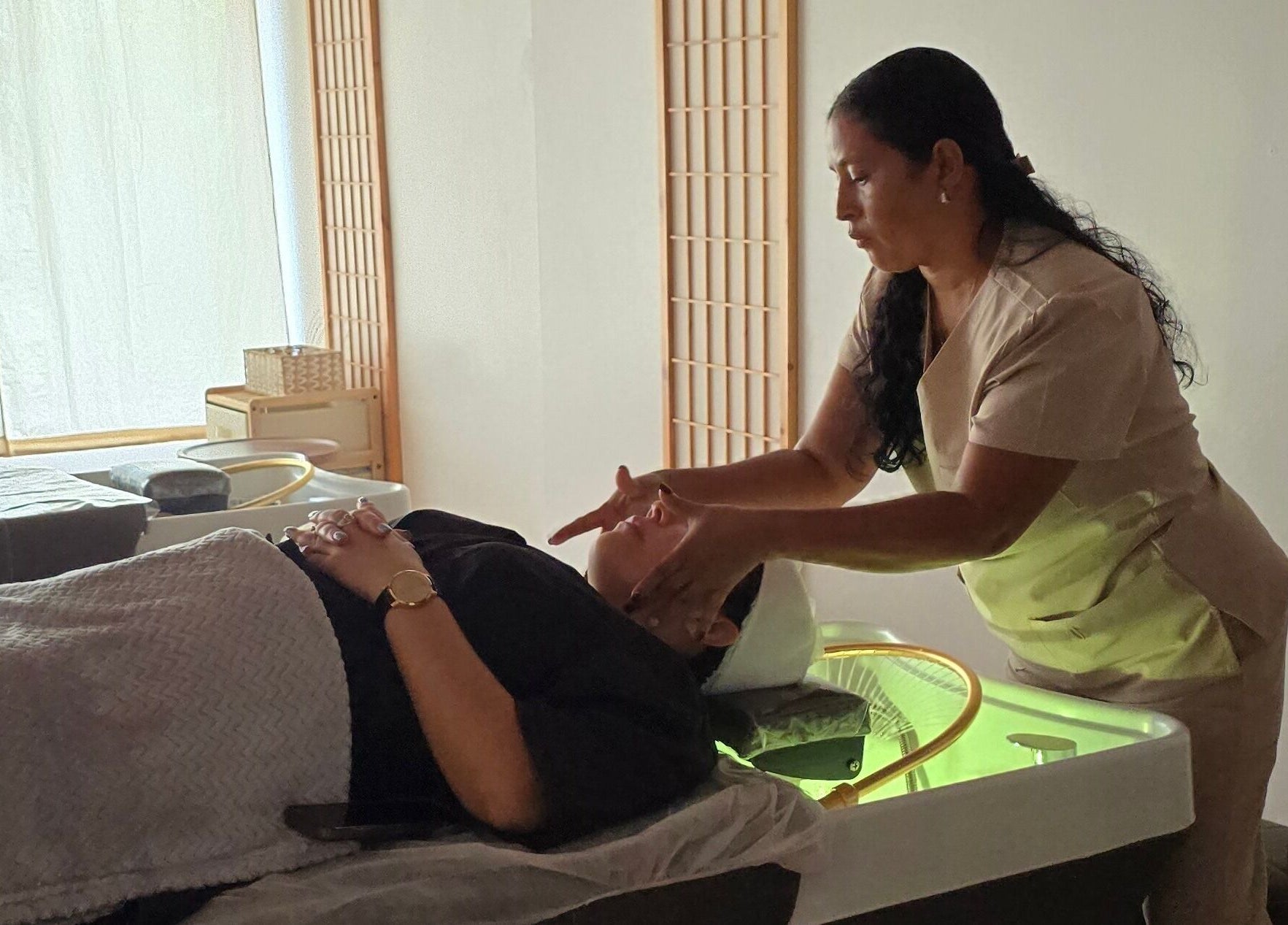 Tratamiento facial relajante en Heiwa D.K, Panamá, Provincia De Panamá, PA. Experiencia de bienestar total.