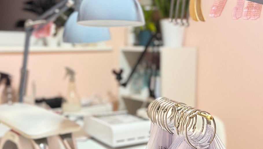 ZIVI Nail Studio image 1