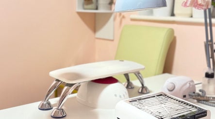 ZIVI Nail Studio image 3