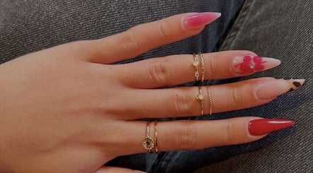 nailsbylo image 2