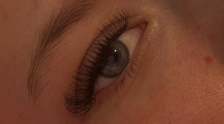 Ray Of Lashes – kuva 3