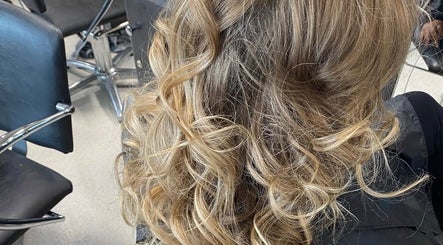 A&K hair and beauty