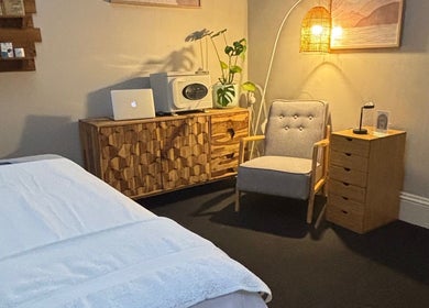 Relaxing massage room at Choojai Thai Massage, Richmond, Victoria, AU, featuring soothing decor.