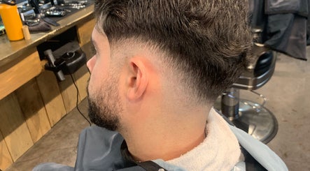 Kings barber garage图像3