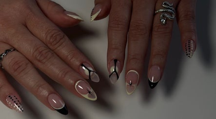 Nails by Ale