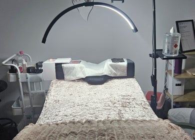 Cozy treatment room at Courtney's Classics in Melbourne, Victoria, AU, featuring modern decor and equipment.