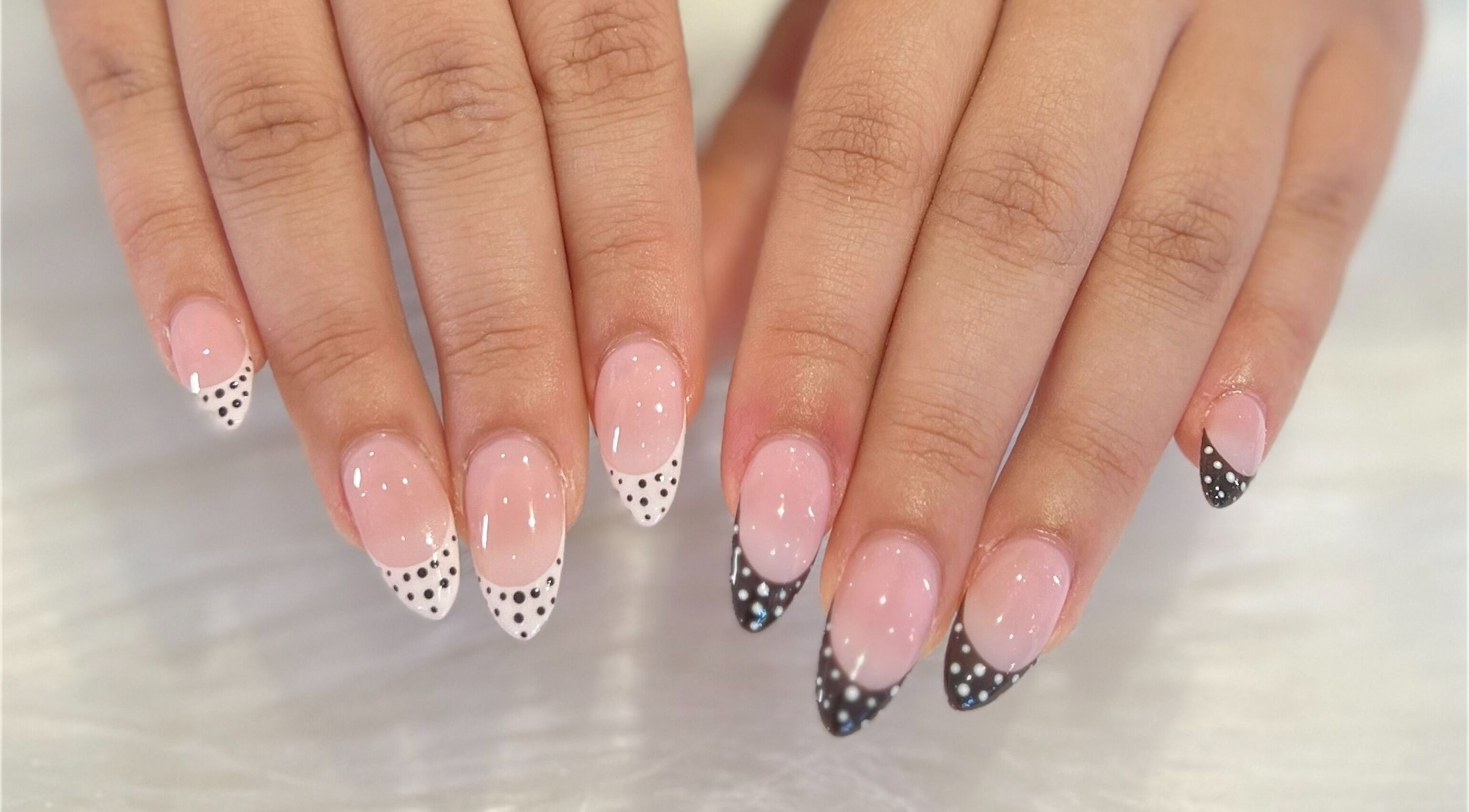 Mẫu móng nghệ thuật tại Elegance nail spa and beauty, Gledswood Hills, New South Wales, AU.