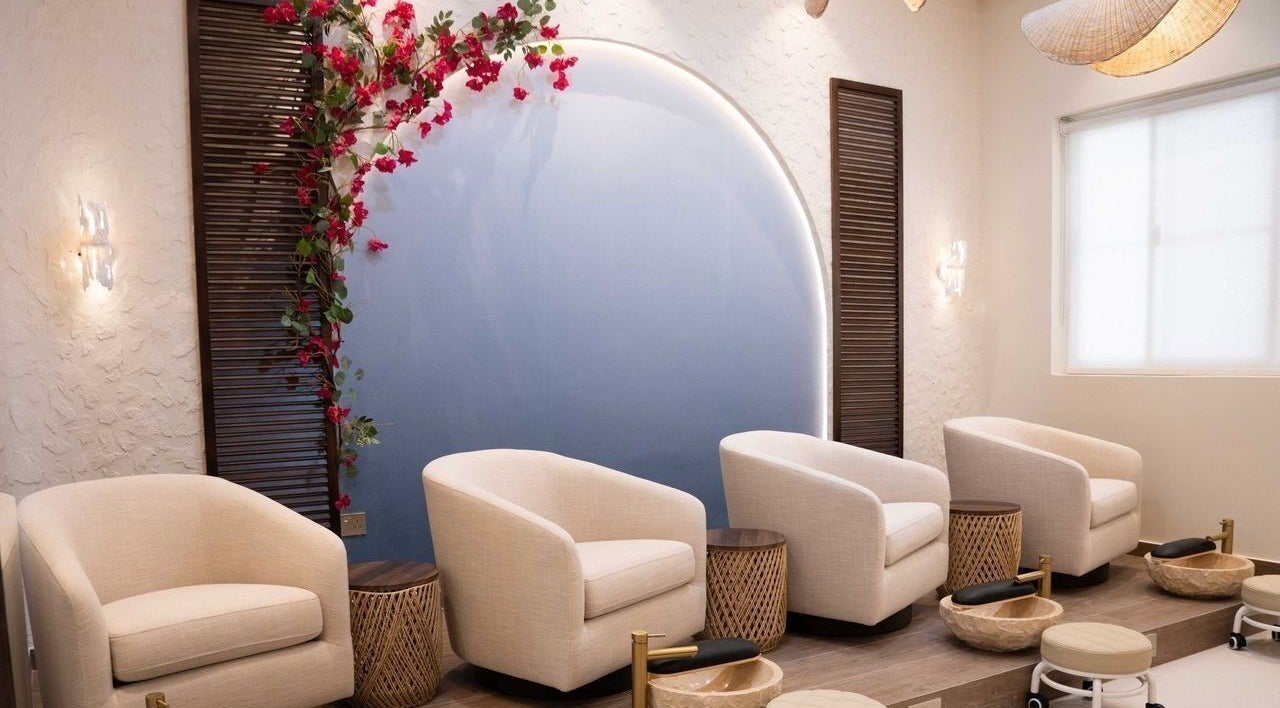 Elegant spa chairs at Evaya Beauty Lounge, Dubai, Dubai, AE, with serene decor creating a relaxing ambiance.
