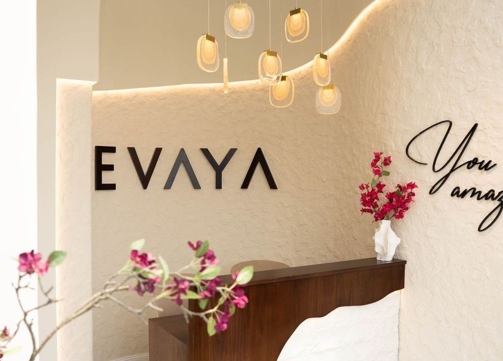 Elegant entry at Evaya Beauty Lounge, Dubai, Dubai, AE with stylish decor and welcoming ambiance.