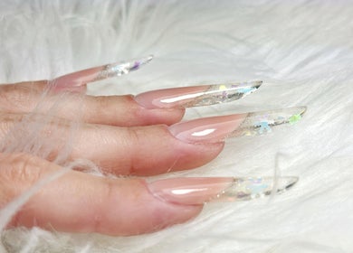 Uñas acrílicas elegantes en Paula Infante Nails, Benalmádena, Andalucía, ES.