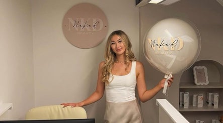 Εικόνα Naked Beauty 3