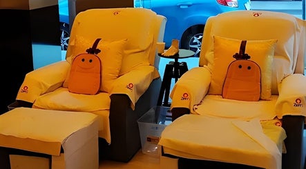 Plush massage chairs at Zen5 - Chinese Remedial Massage | Reflexology | Acupuncture, Melbourne, Victoria, AU.