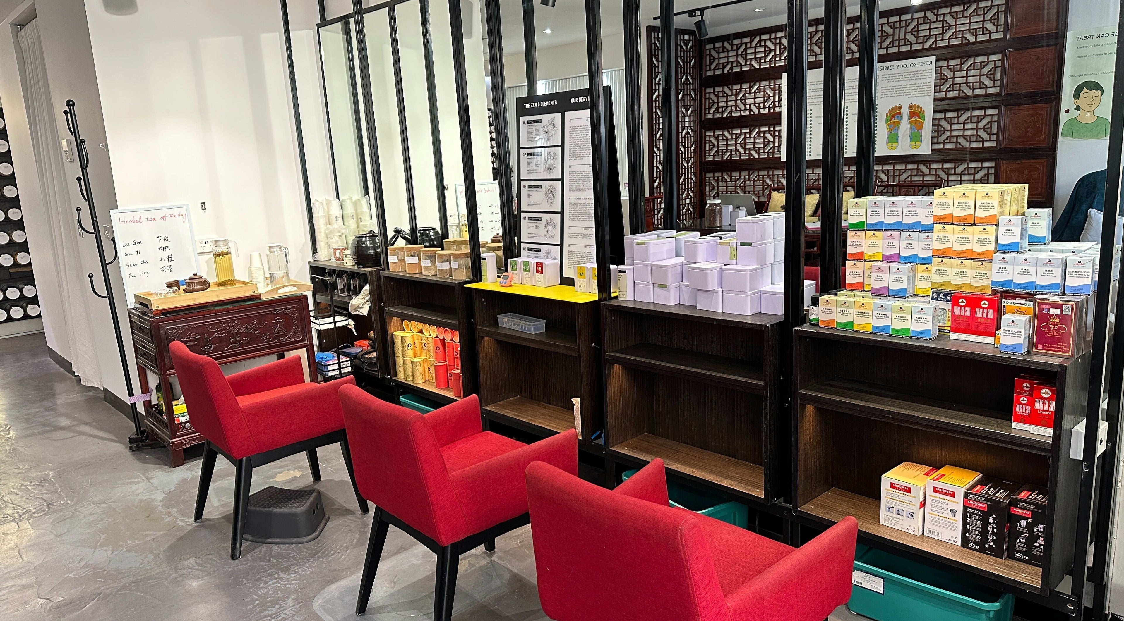 Relaxing tea lounge at Zen5 - Chinese Remedial Massage | Reflexology | Acupuncture, Melbourne, Victoria, AU.