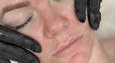 The derm lounge