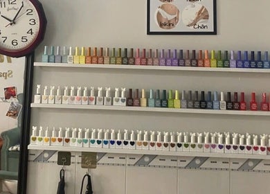 Nail polish display at Oi Nha Trang Spa, Nha Trang, Khánh Hòa, VN showcasing a vibrant array of colors.