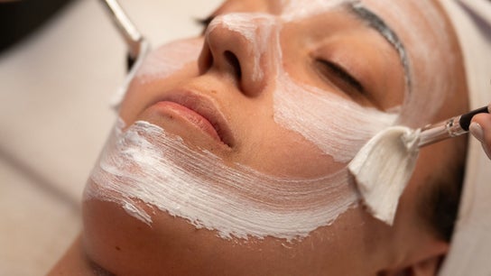 Carmen Zurita Estética Integral y Bienestar