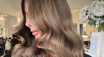 Rebeccaevanshair