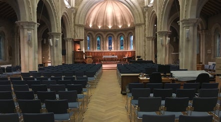 Spacious hall with elegant archways at True Circle, Oxford, England, GB, ideal for events and gatherings.