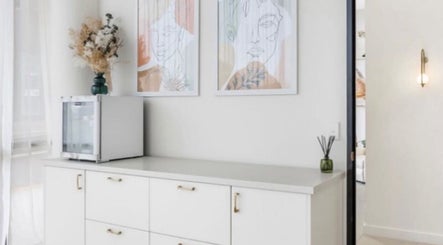 Elegant corner with modern art and decor at Haus of Contouring - Shellharbour Clinic, Shellharbour City Centre, NSW.