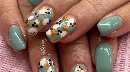 Cheryl Dolan Nails & Beauty image 3