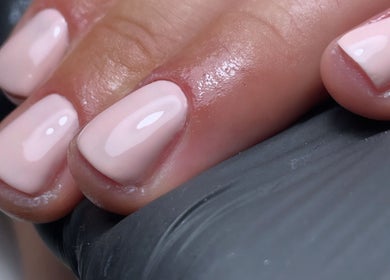 Elegant pink manicure by Kandyse Faye | Nail Artist in Wellingborough, England, GB.