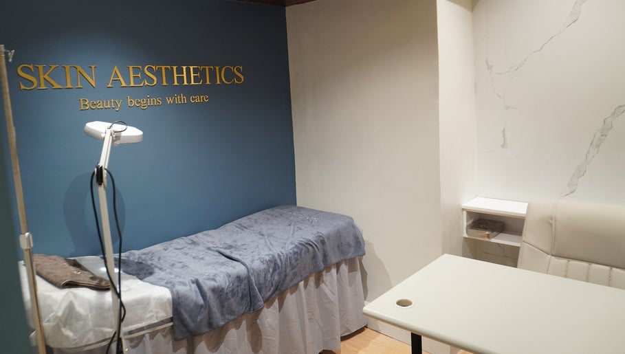 Cozy treatment room at Bangs Prime Skin Aesthetics, Makati City, Metro Manila, PH with calming decor.