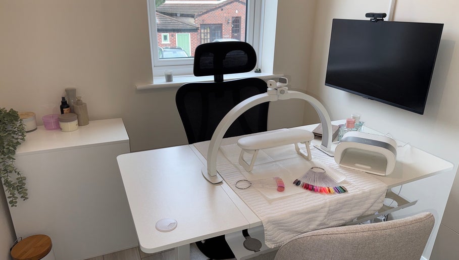 Leah Does Nails in Bredbury, England, GB offers a sleek and modern nail station for personalized beauty treatments.