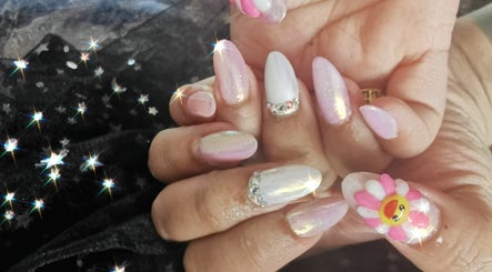 Beautybar' Nails image 3