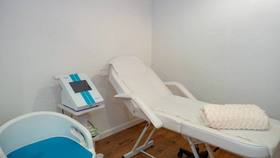 Spa room with massage chair at Ana Wellbeing in Luton, England, GB, offering relaxing wellness services.