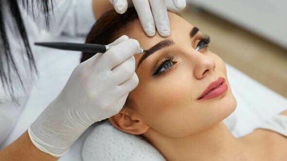 What is Microblading Semi Permanent Make Up?