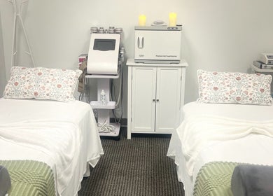 Tranquil twin treatment beds at Self Care Spa - Wellness & Bodywork in Houston, Texas, US.