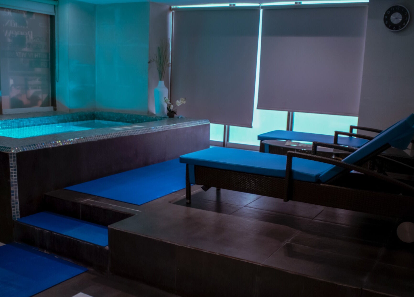 Luxurious spa pool and lounge at Velvet Touch European Spa, Dubai, AE.