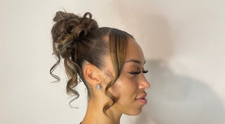 Hair by Kia Spence afbeelding 2