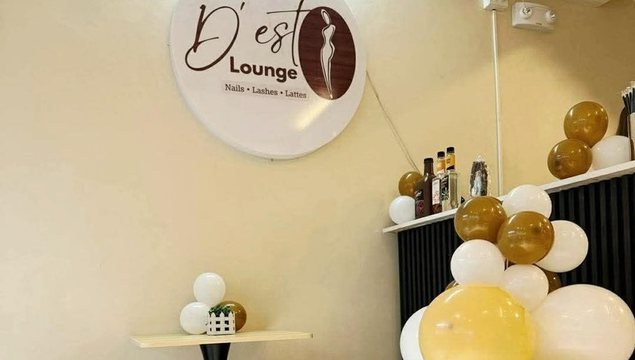 D'est Lounge in Marikina, Metro Manila, PH featuring elegant decor and balloons.