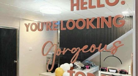 Mirror with 'You're Looking Gorgeous' at D'est Lounge, Marikina, Metro Manila, PH.