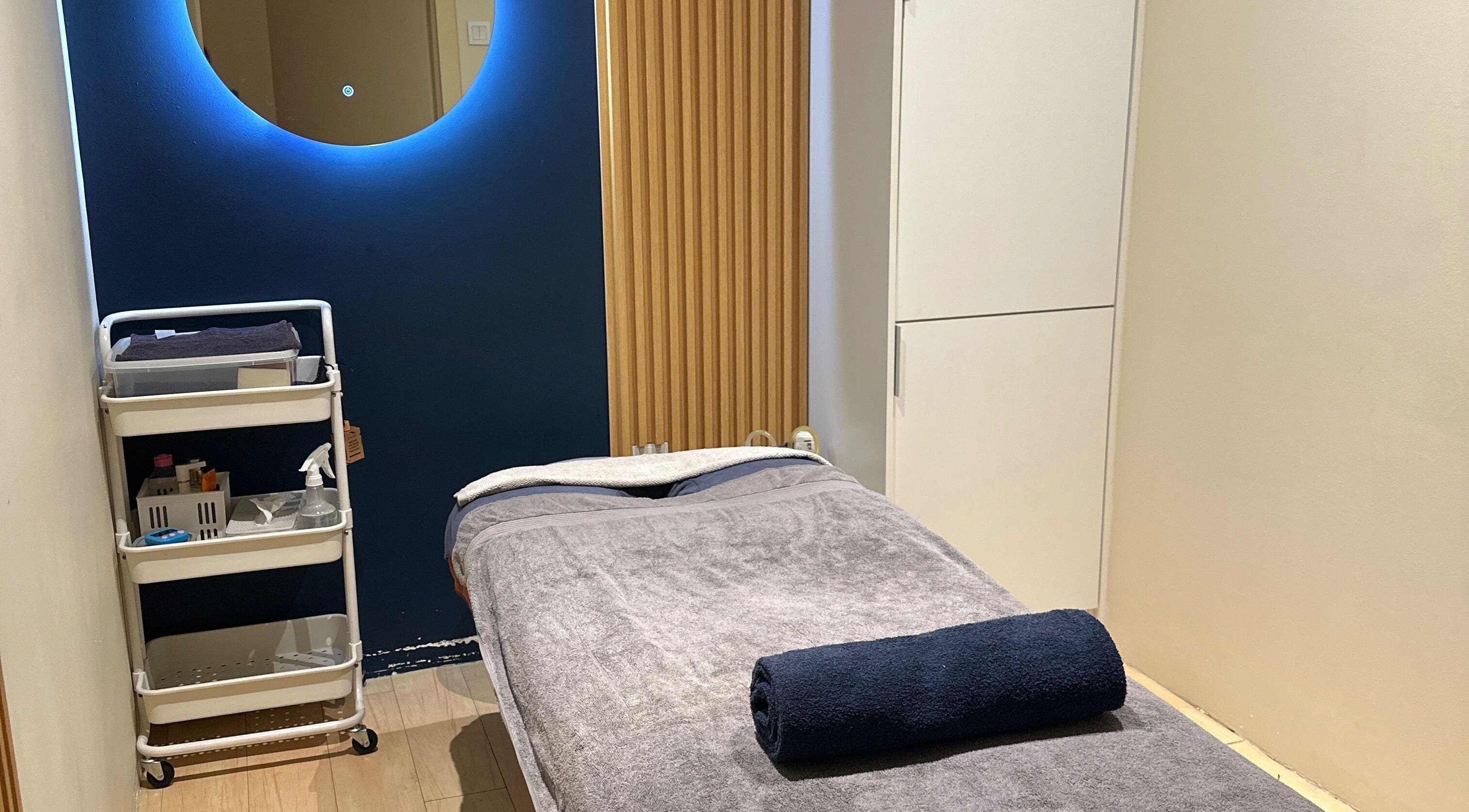 Tranquil massage room at Spa Bekam Ar Rayyan Nilai, Bandar Baru Nilai, Negeri Sembilan, MY, featuring soft lighting.