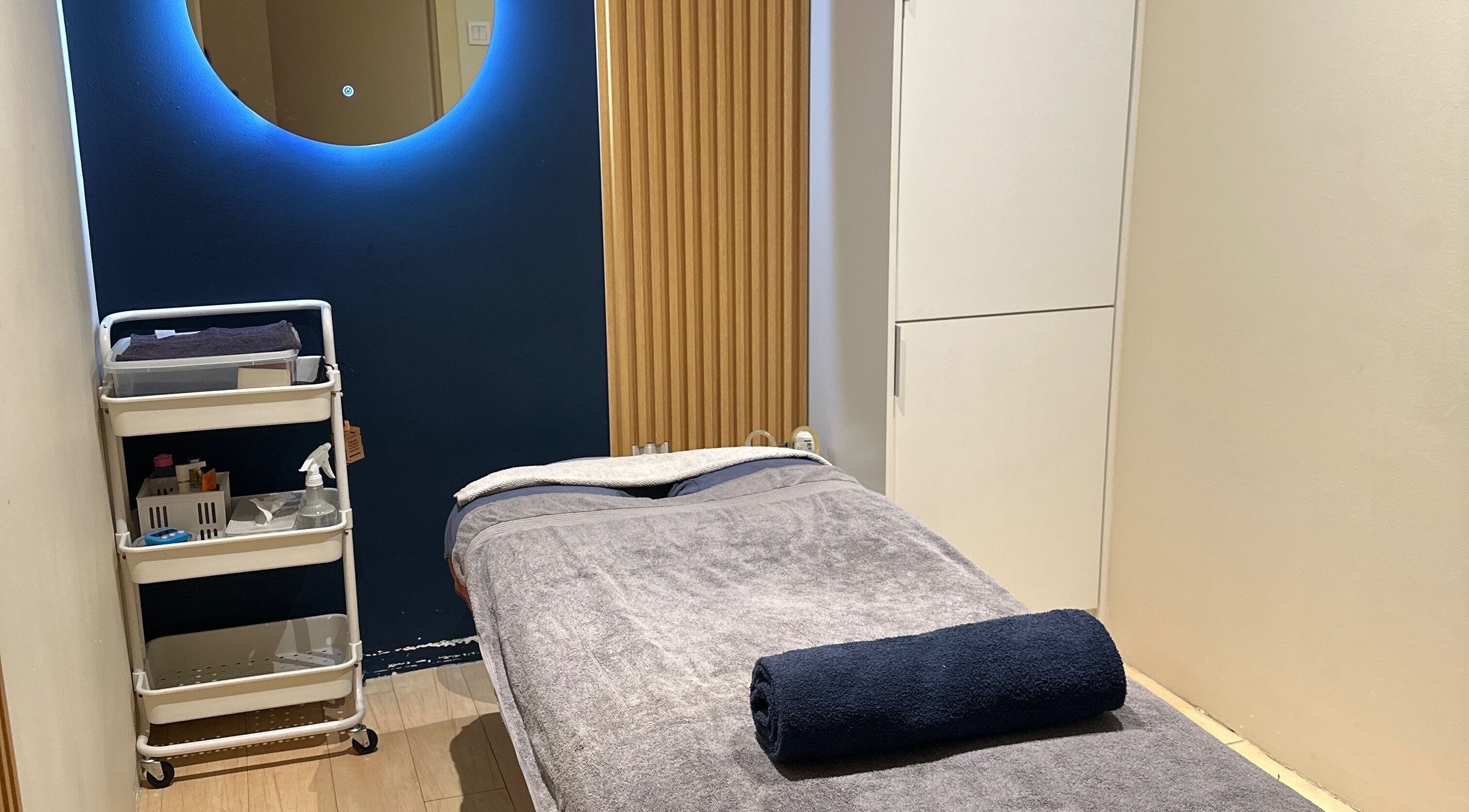 Tranquil massage room at Spa Bekam Ar Rayyan Nilai, Bandar Baru Nilai, Negeri Sembilan, MY, featuring soft lighting.