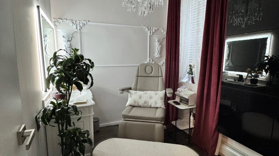 ETONNE CLINIC